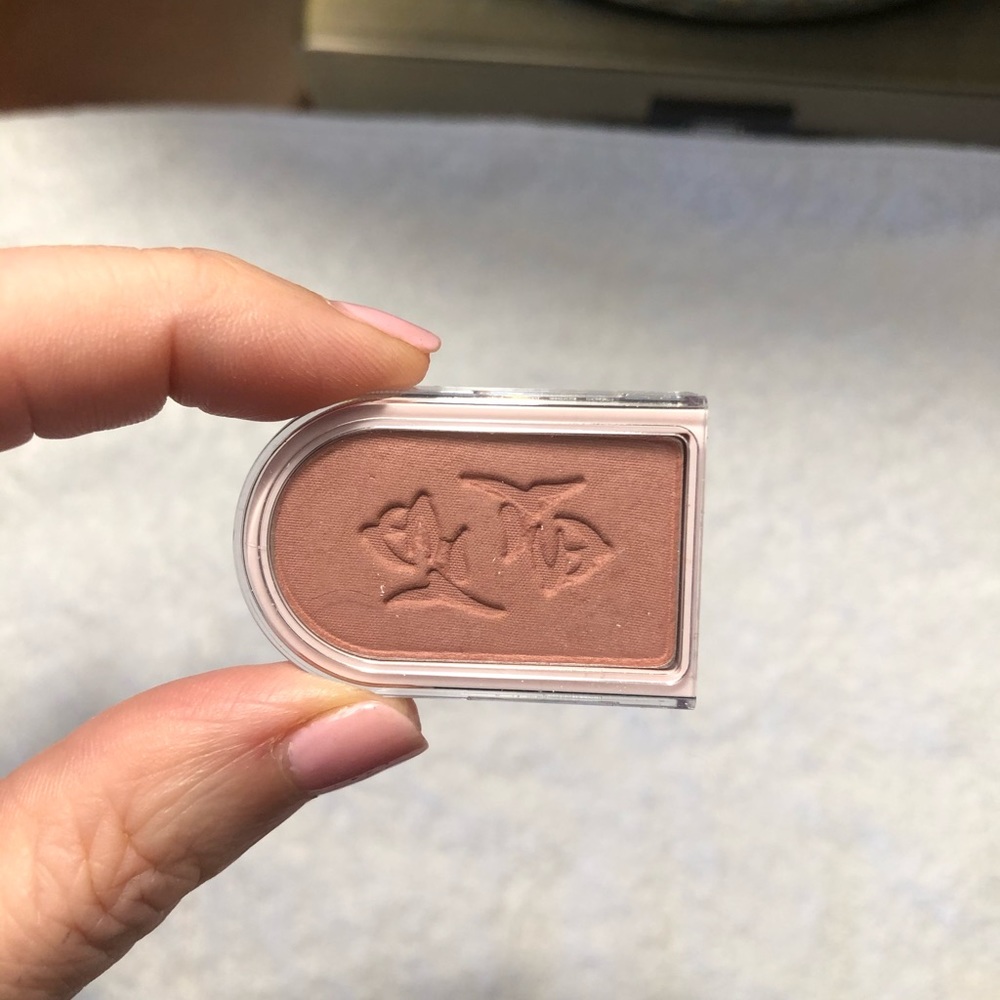 🎉5 for $25🎉 NWT MARY KAY POWDER EYE 
POSH PINK